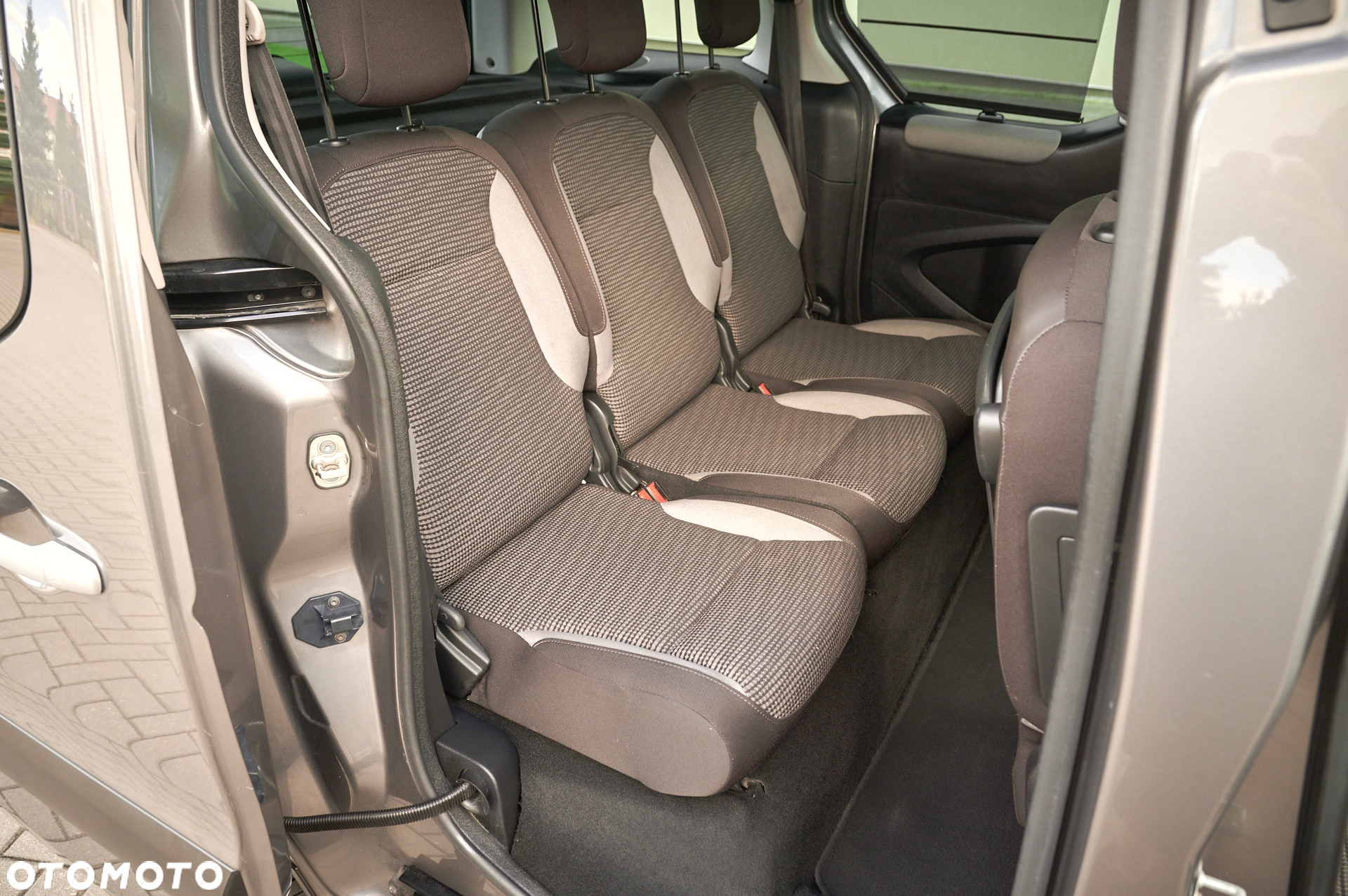 Peugeot Partner - 32