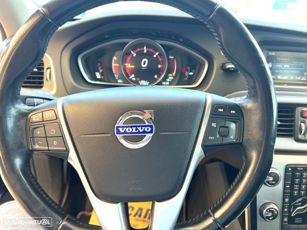 Volvo V40 D2 Ocean Race - 13