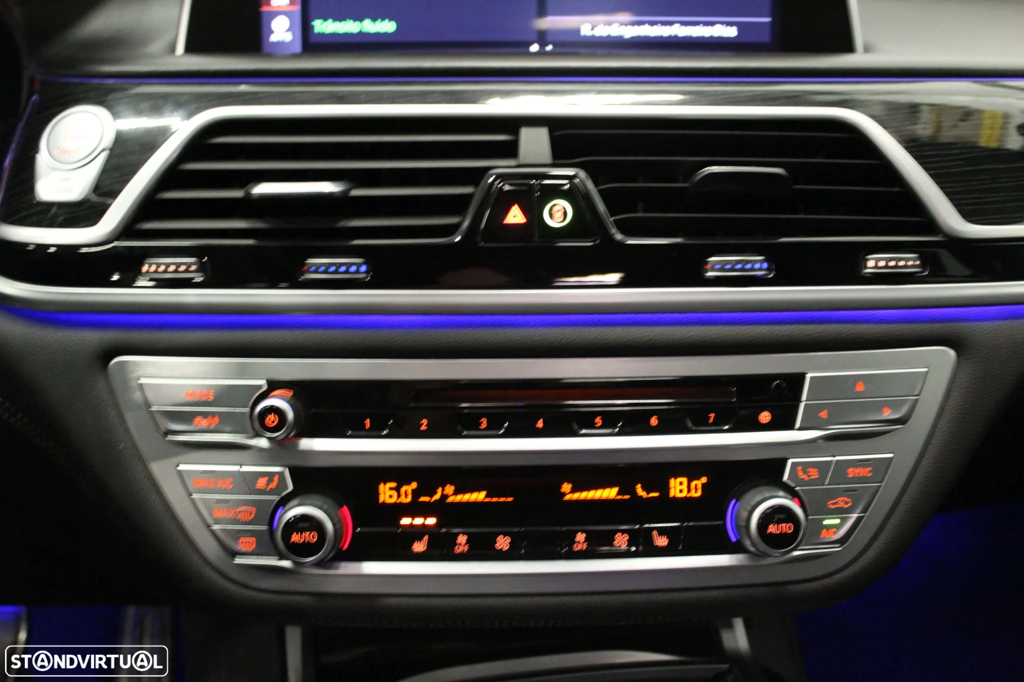 BMW 740 d xDrive Pack M Auto - 24
