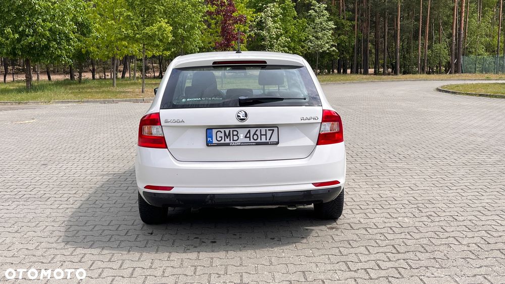 Skoda RAPID 1.2 TSI Style - 4