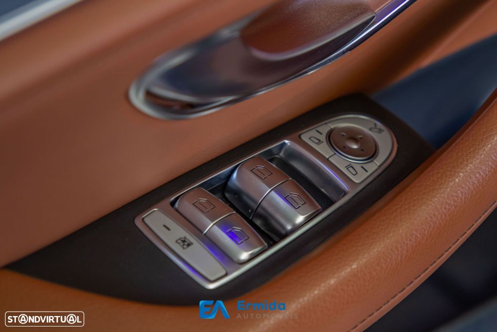 Mercedes-Benz E 220 d AMG - 31