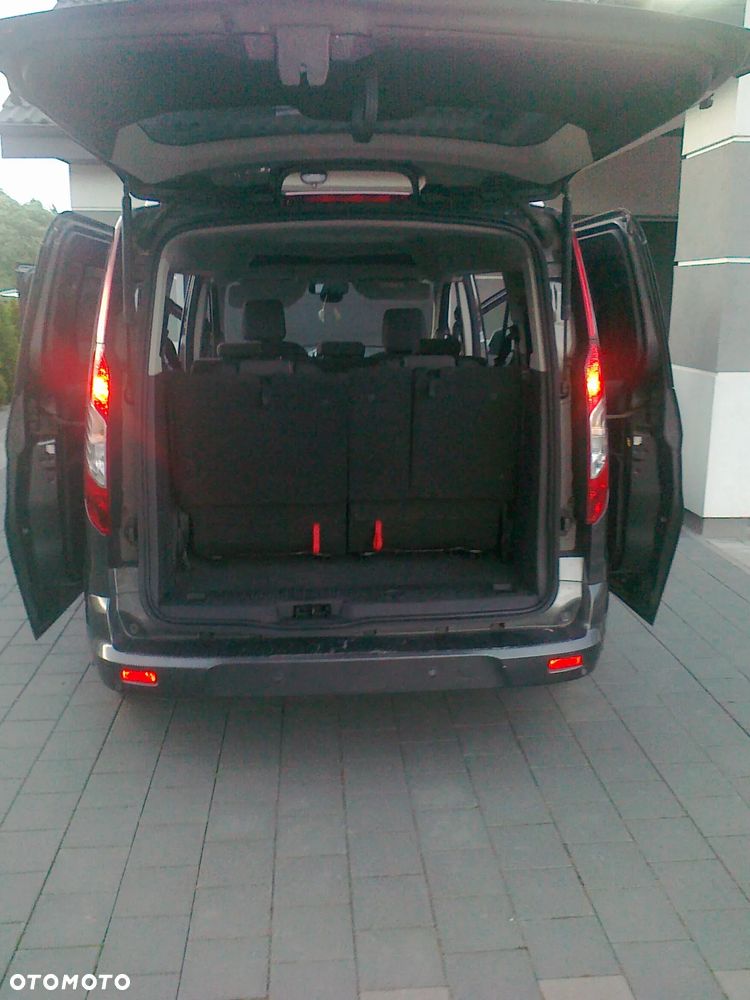 Ford Tourneo Connect - 8