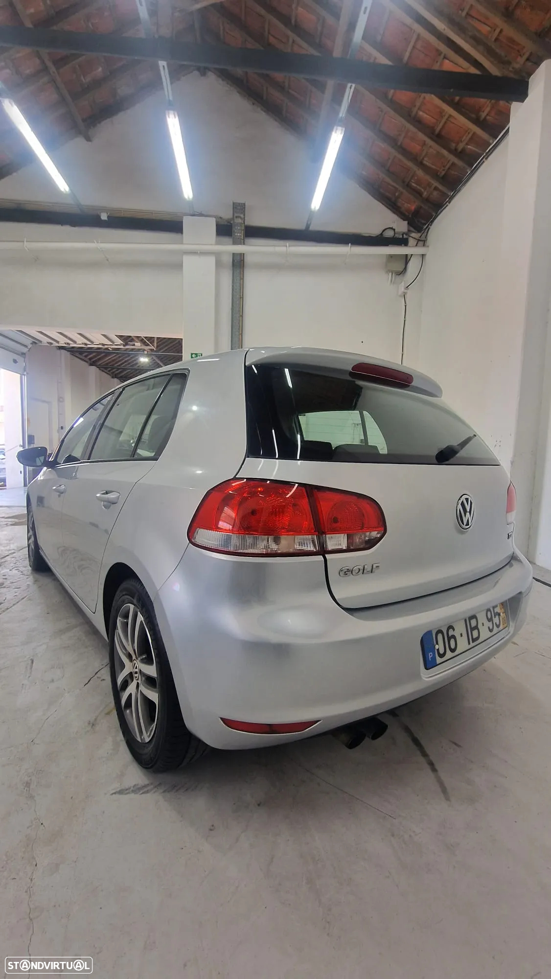 VW Golf 2.0 TDi Confortline - 3