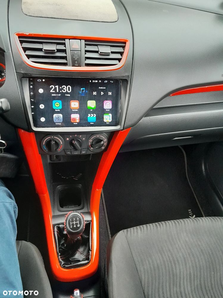 Suzuki Swift 1.2 X-ITE - 10