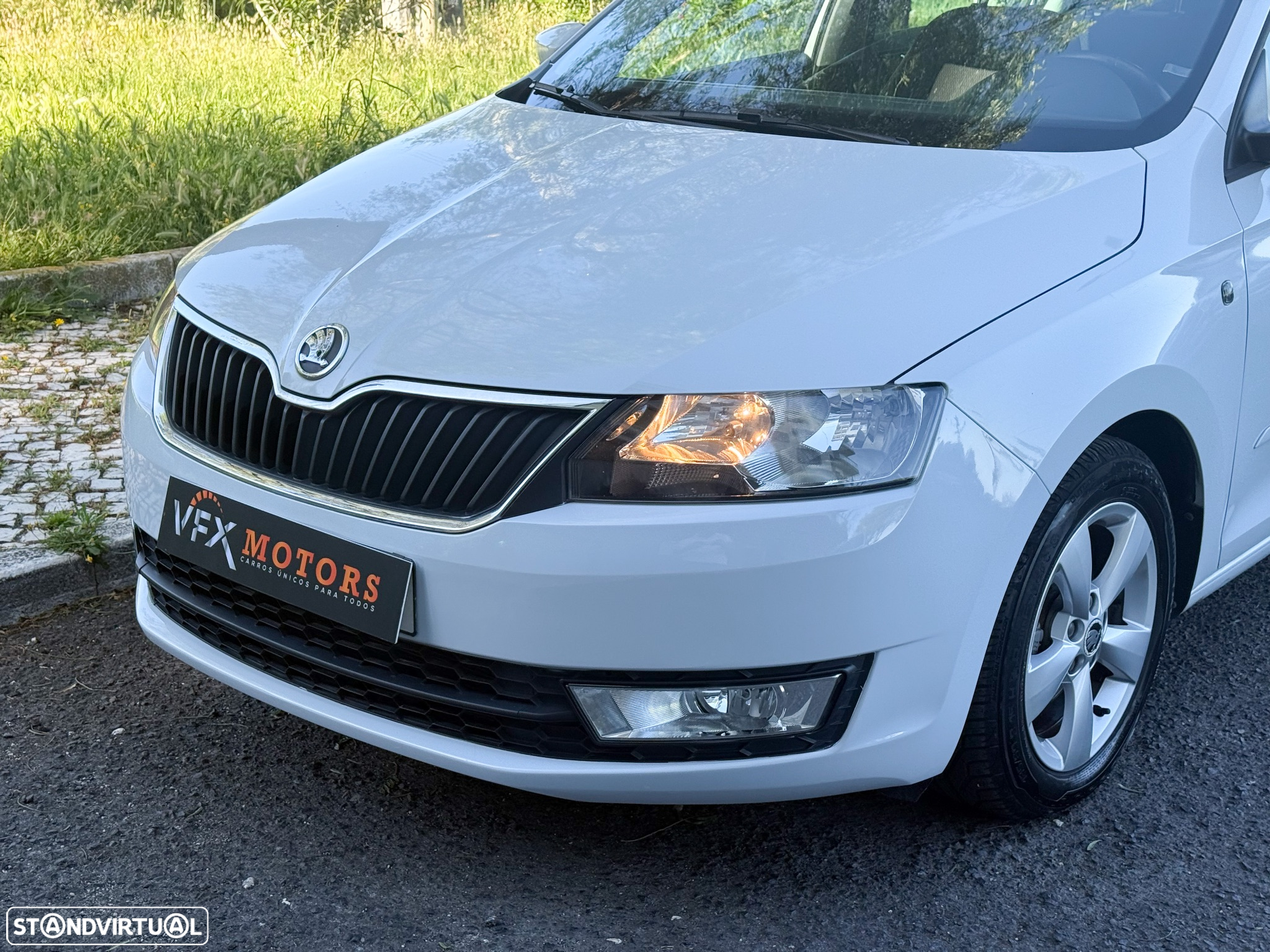 Skoda Rapid 1.2 TSI Ambition - 12