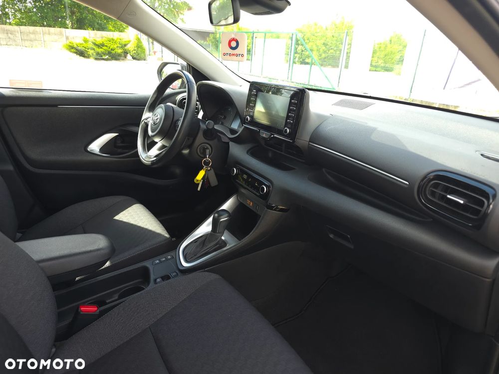 Toyota Yaris - 13