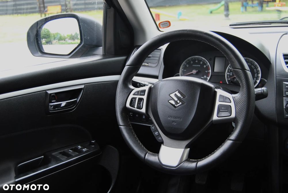 Suzuki Swift - 10