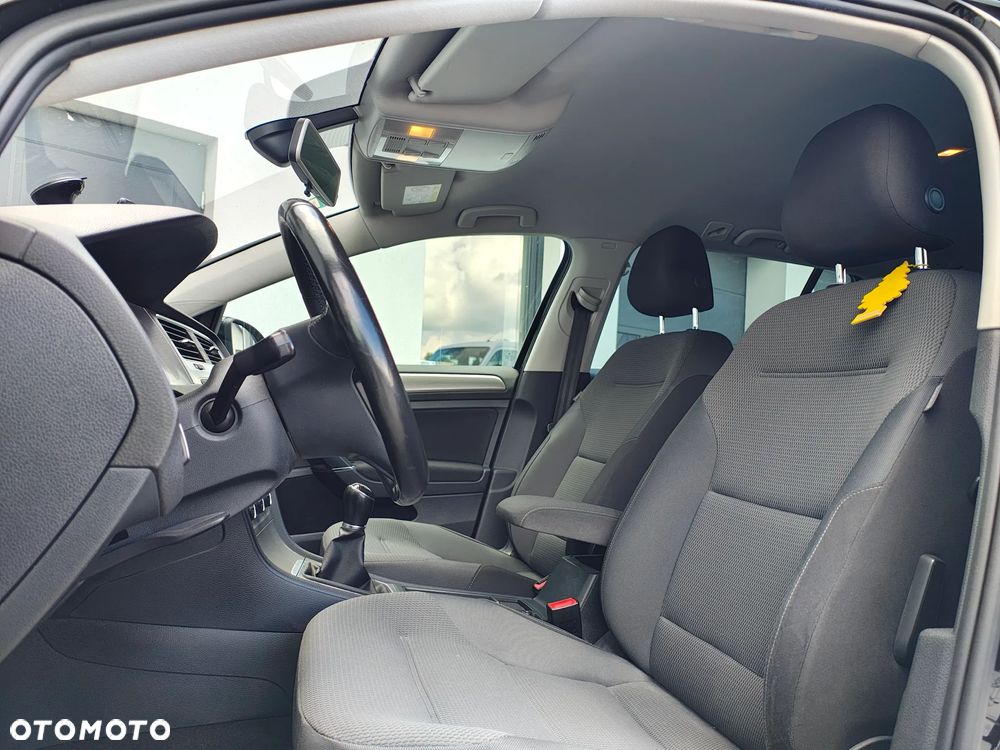 Volkswagen Golf 1.6 TDI BlueMotion Trendline - 37