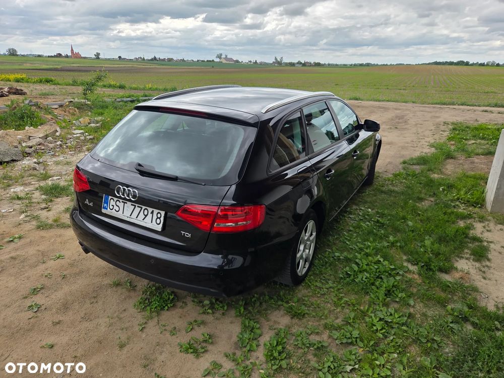 Audi A4 Avant 2.0 TDI - 20