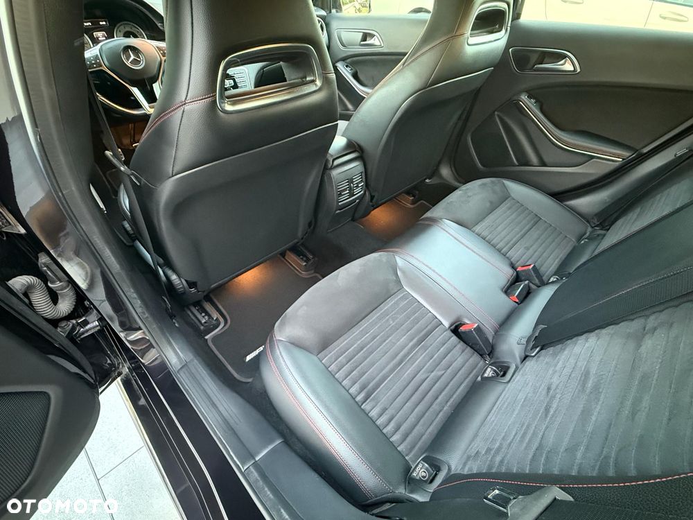 Mercedes-Benz Klasa A 180 (BlueEFFICIENCY) AMG Sport - 9