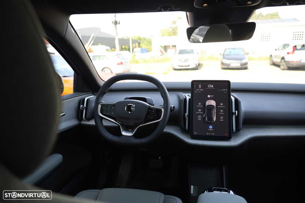 Volvo EX30 Cross Country Twin Motor Performance AWD Ultra - 18