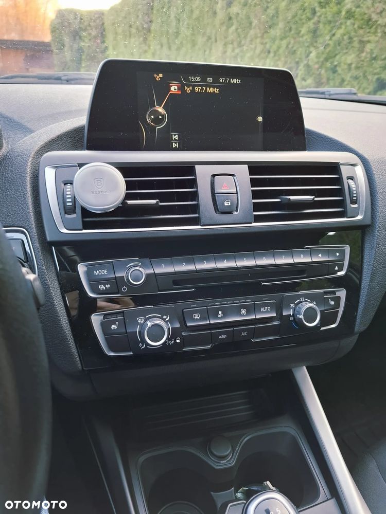 BMW Seria 1 116i - 5