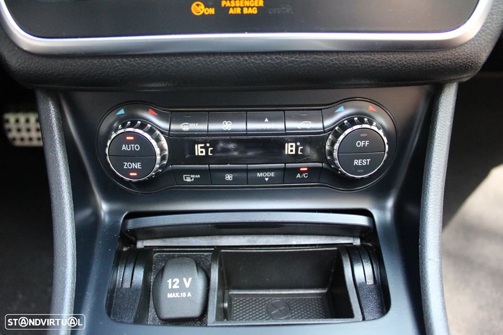 Mercedes-Benz CLA 220 (CDI) d 7G-DCT AMG Line - 17