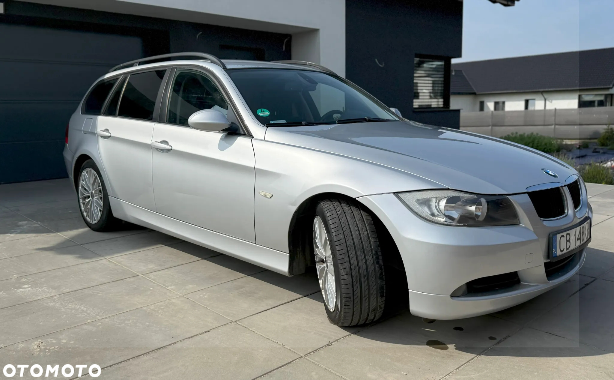 BMW Seria 3 320d DPF Touring - 14