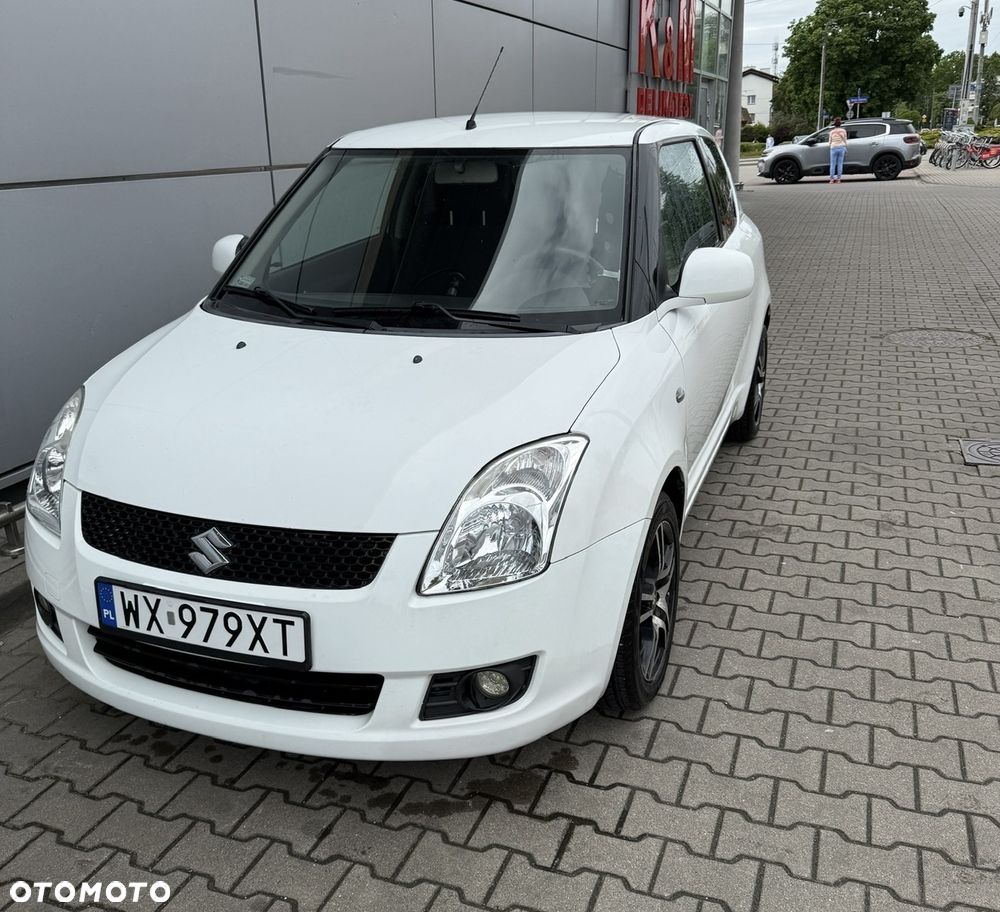 Suzuki Swift 1.3 Club - 5