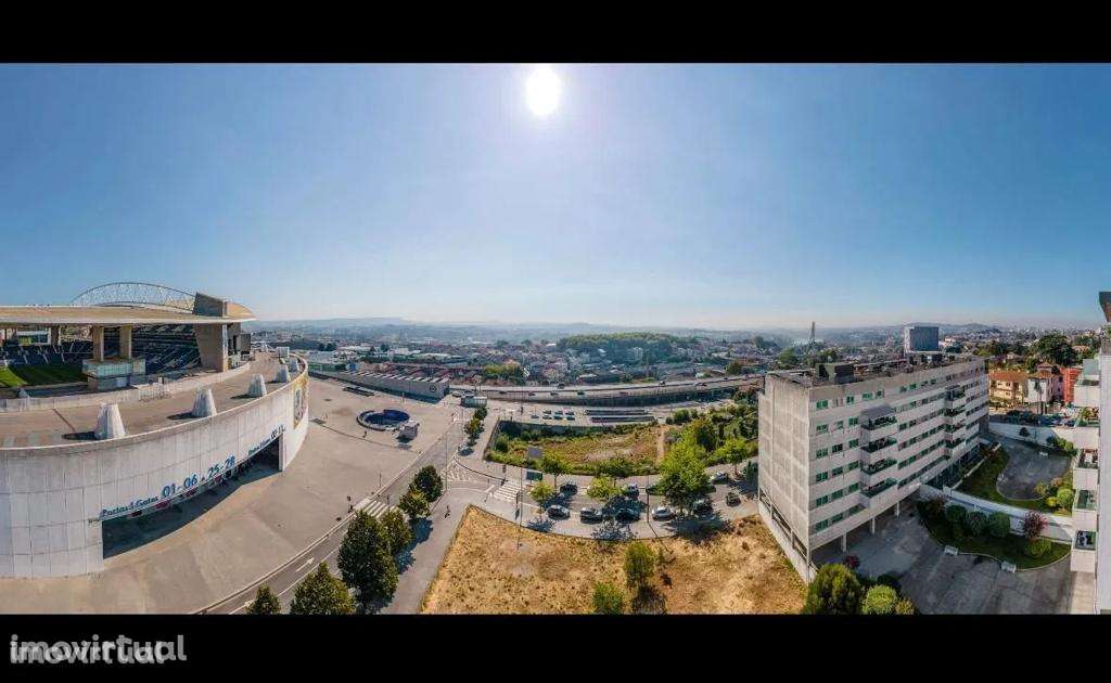 T2 Novo Junto ao Estádio do Dragão - Grande imagem: 2/16