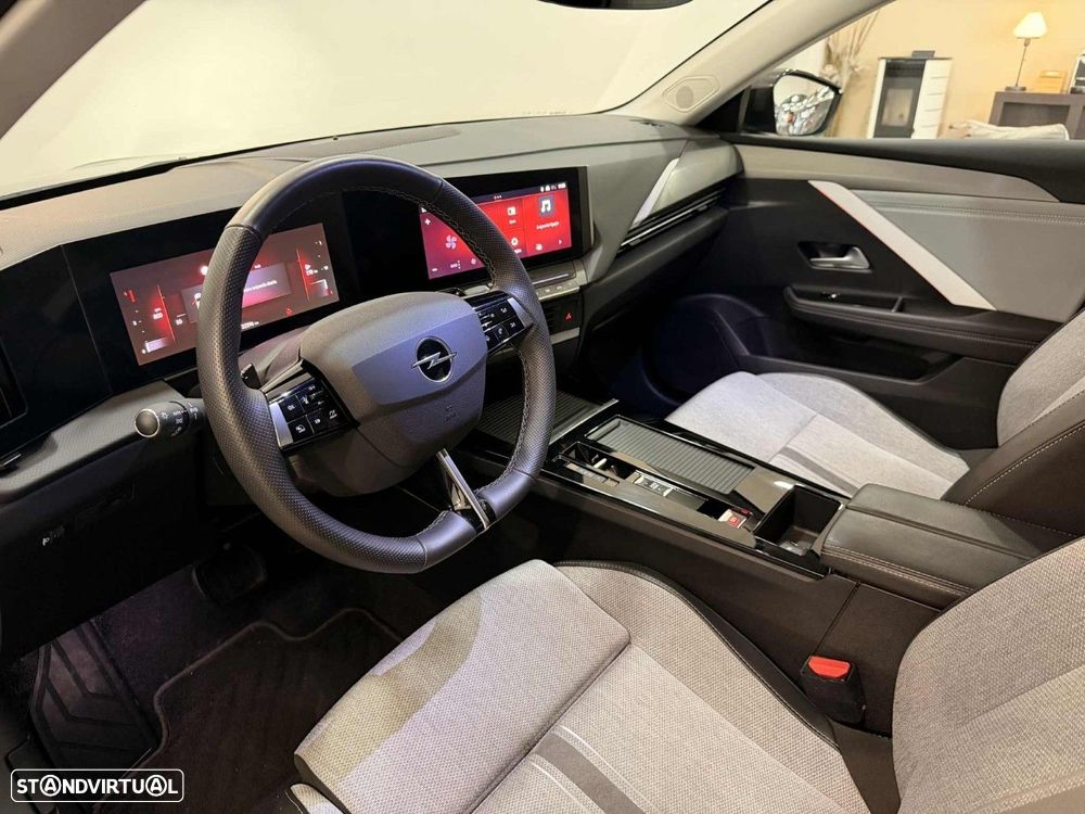 Opel Astra 1.5 D Elegance Aut. - 10