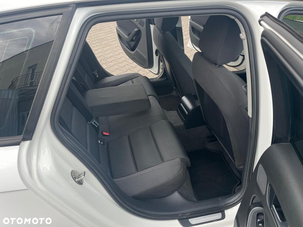 Audi A4 Avant 2.0 TDI DPF Ambition - 14