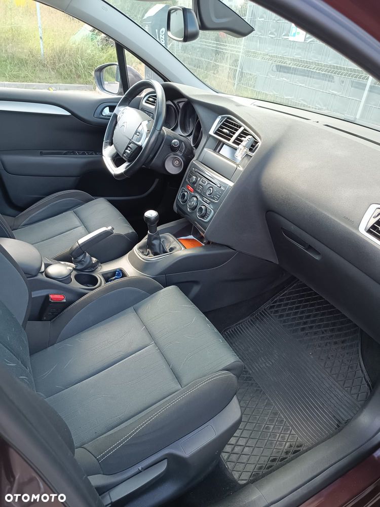 Citroën C4 1.6 HDi Attraction - 8