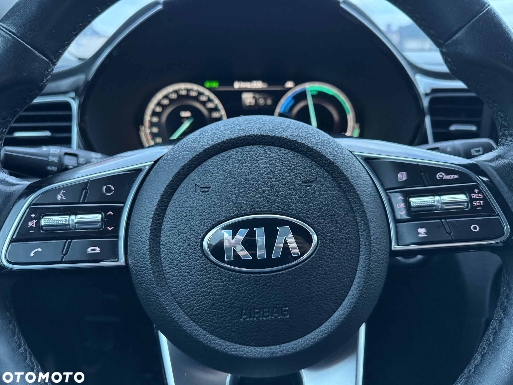 Kia Ceed 1.6 GDI PHEV Business Line DCT - 7