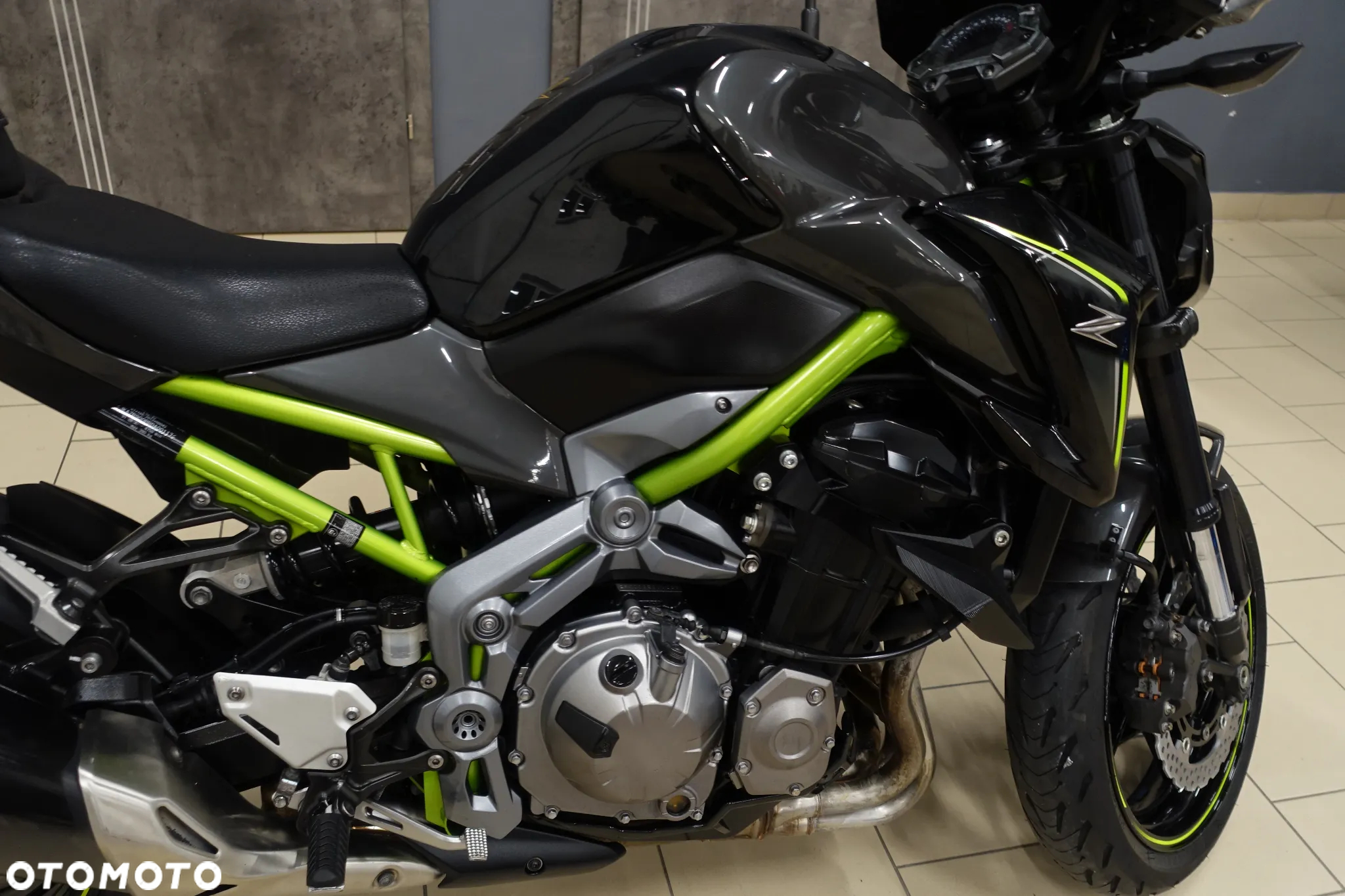 Kawasaki Z - 13