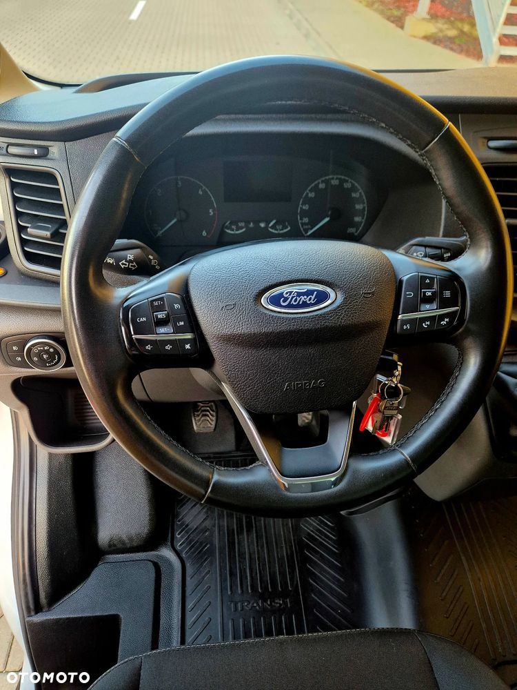Ford Transit - 18
