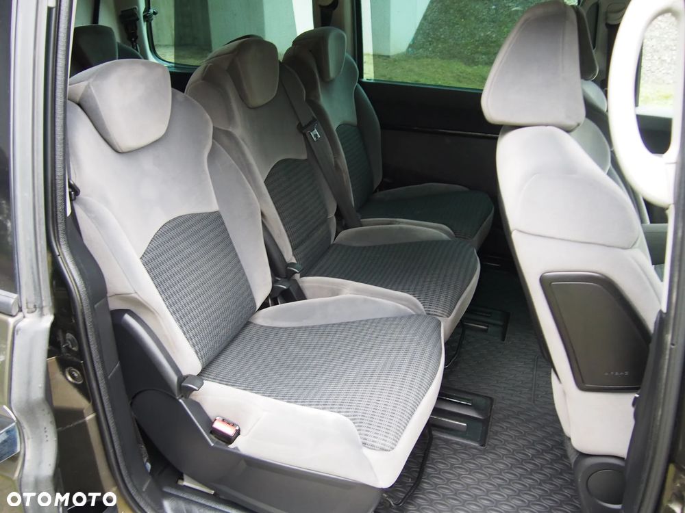 Citroën C8 2.0 HDi Exclusive - 29