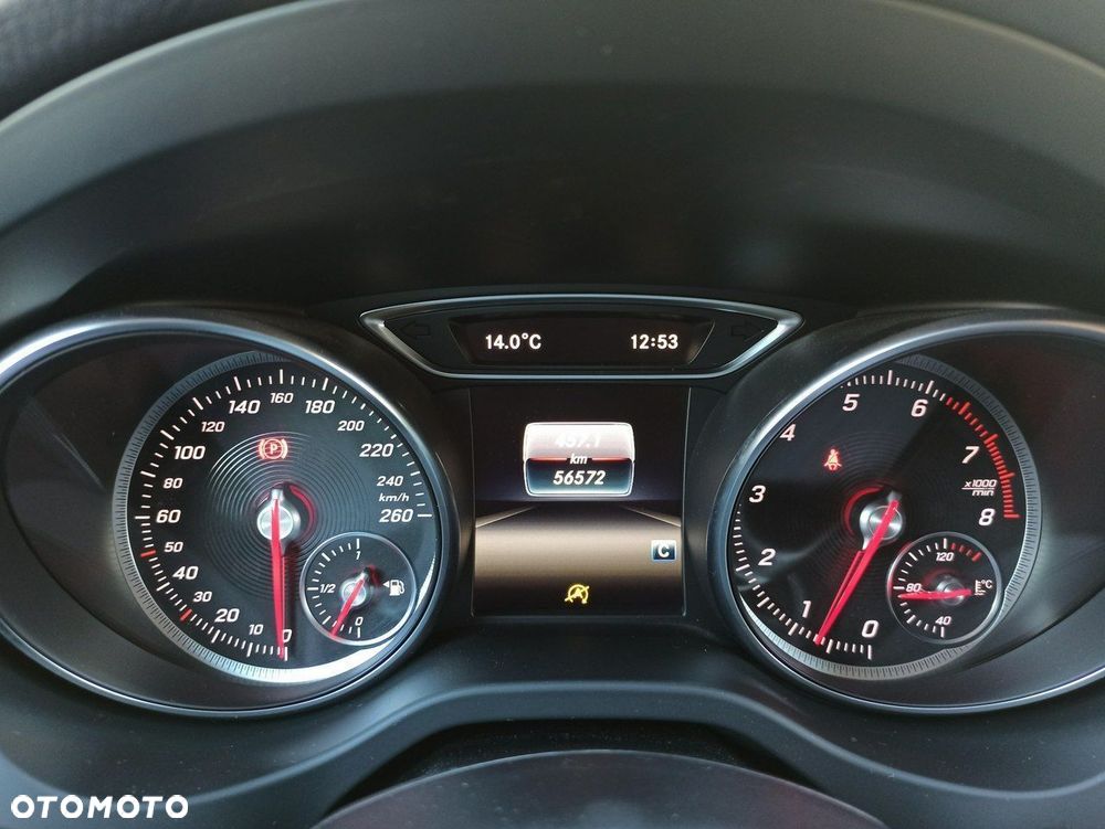 Mercedes-Benz GLA - 20