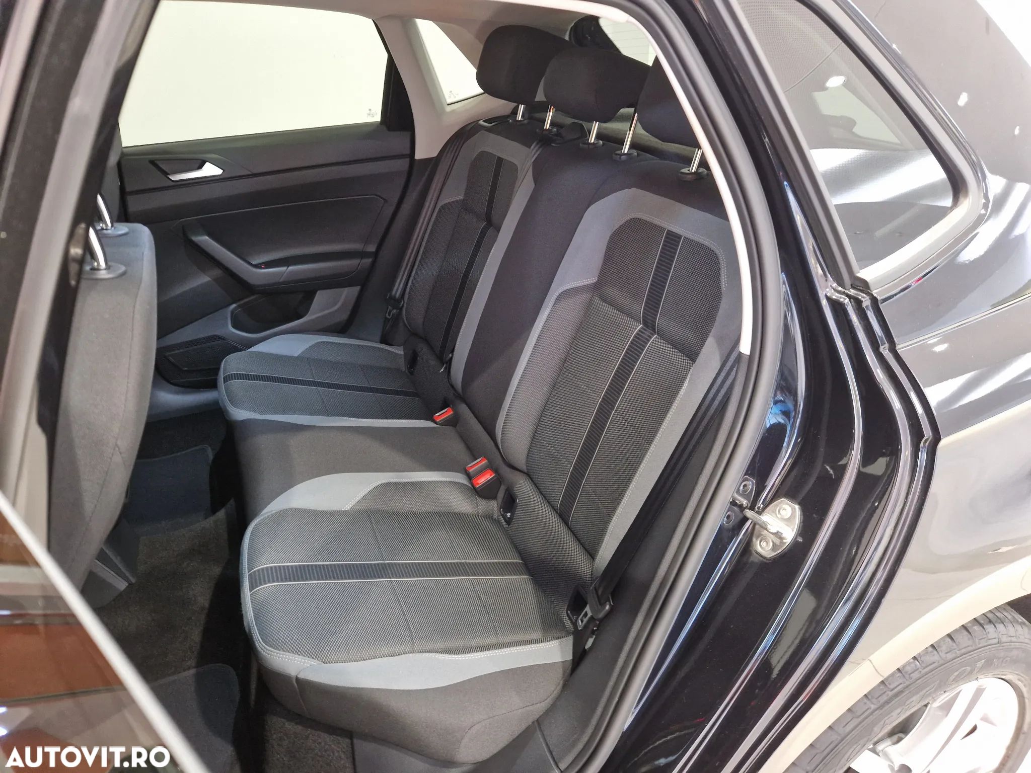 Volkswagen Polo 1.0 TSI DSG Highline - 14