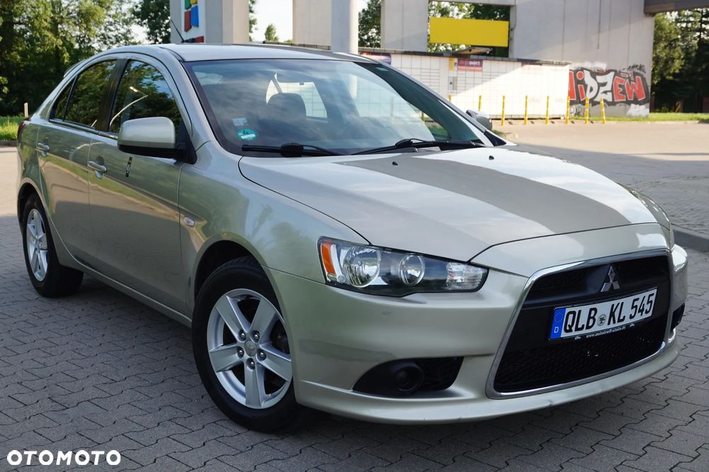 Mitsubishi Lancer - 18