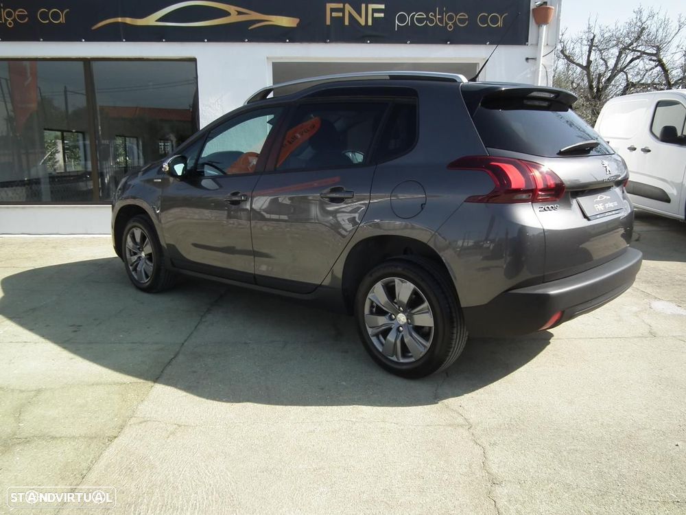 Peugeot 2008 1.6 BlueHDi Style - 8