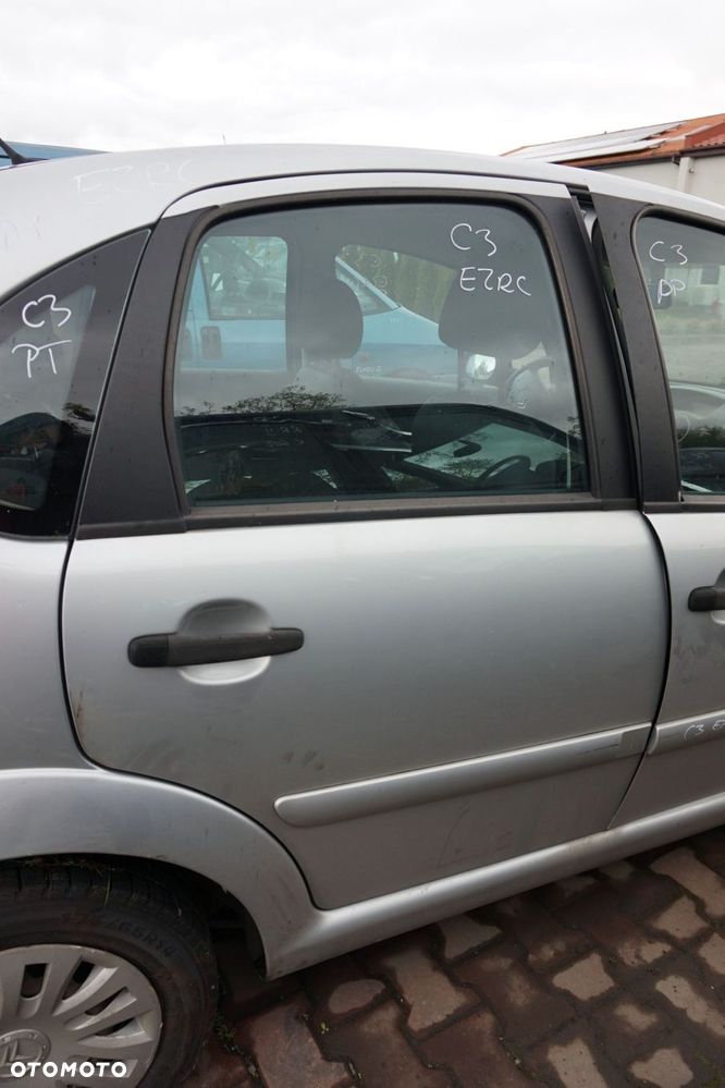 DRZWI TYLNE PRAWE C3 I LIFT EZRC  SREBRNY CITROEN 2005-2013 - 1
