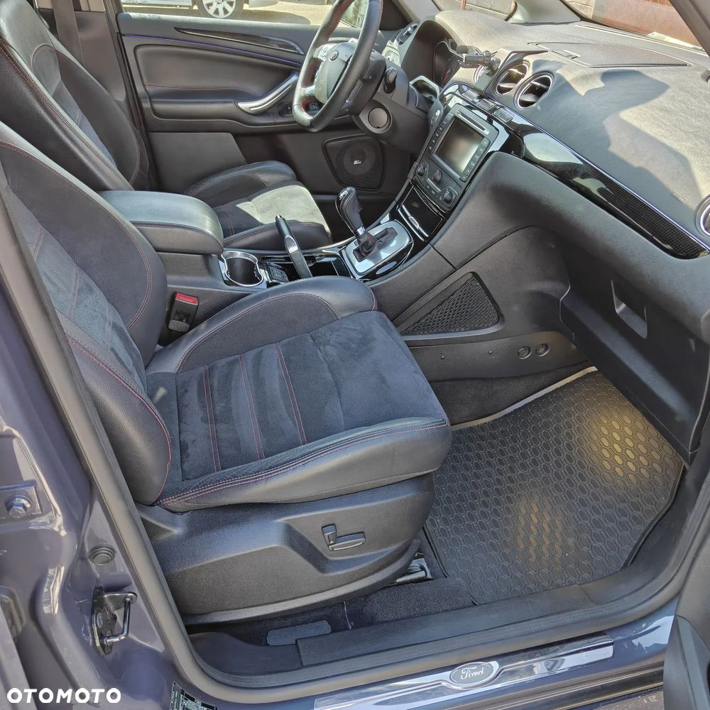 Ford S-Max 2.0 TDCi DPF Titanium X - 19