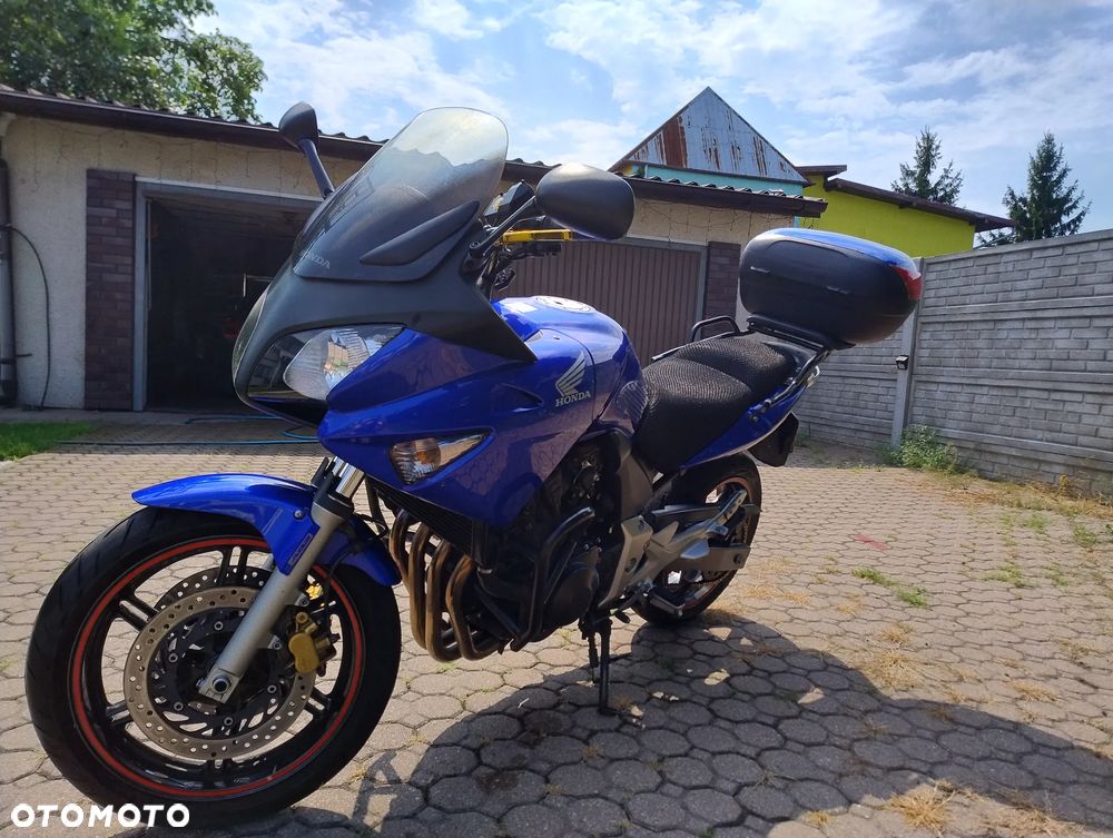 Honda CBF - 2