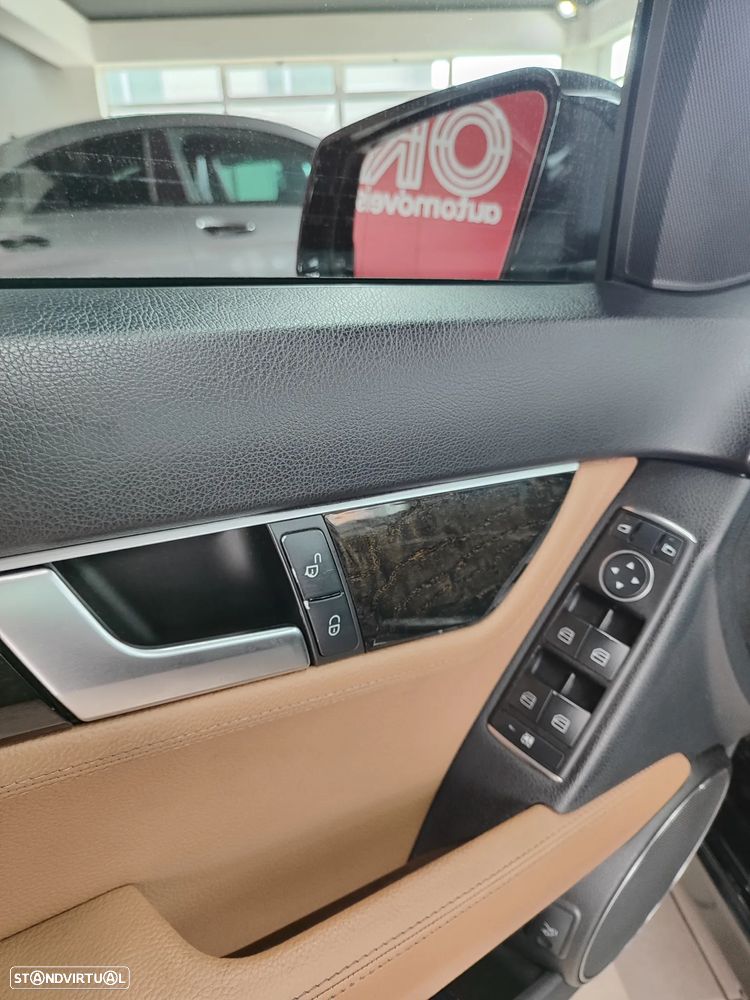 Mercedes-Benz C 220 CDI DPF BlueEFFICIENCY 7G-TRONIC Avantgarde Edition - 23