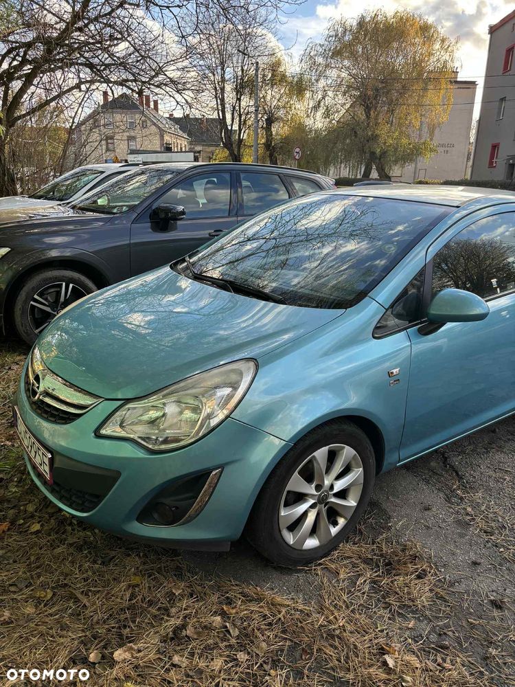Opel Corsa 1.2 16V Edition 150 - 1