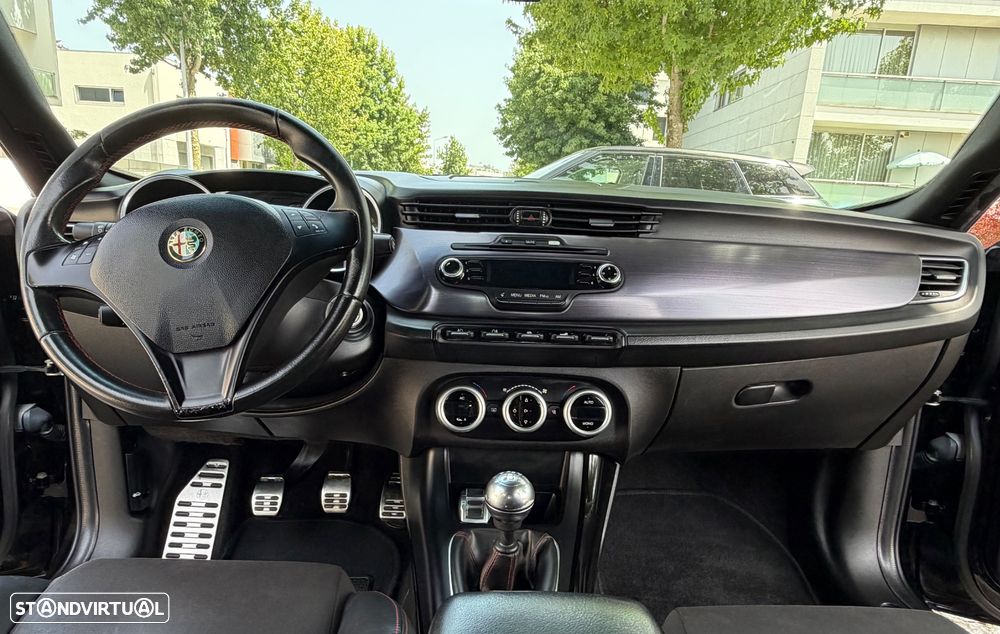 Alfa Romeo Giulietta 1.6 JTDM Exclusive - 8