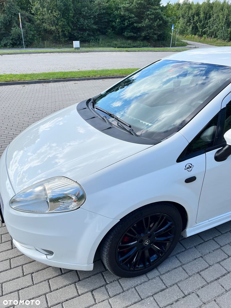 Fiat Grande Punto - 5
