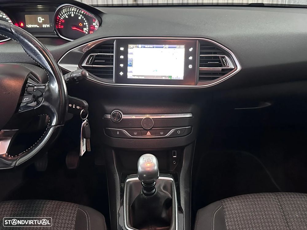 Peugeot 308 SW 1.6 BlueHDi Style - 17