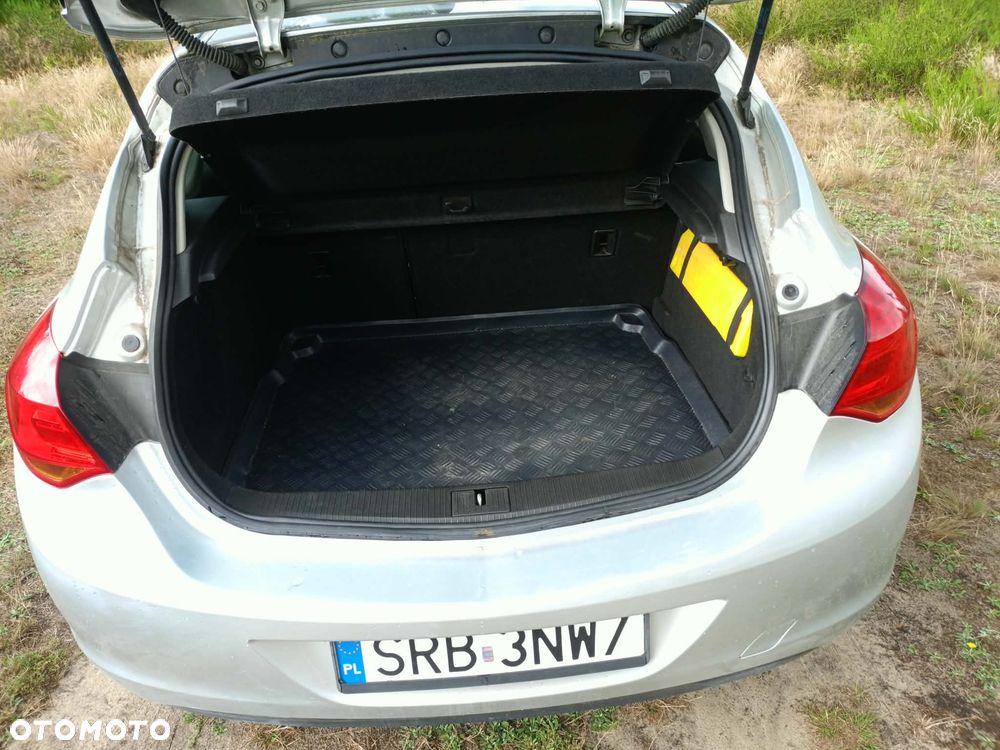 Opel Astra 1.6 Cosmo - 10