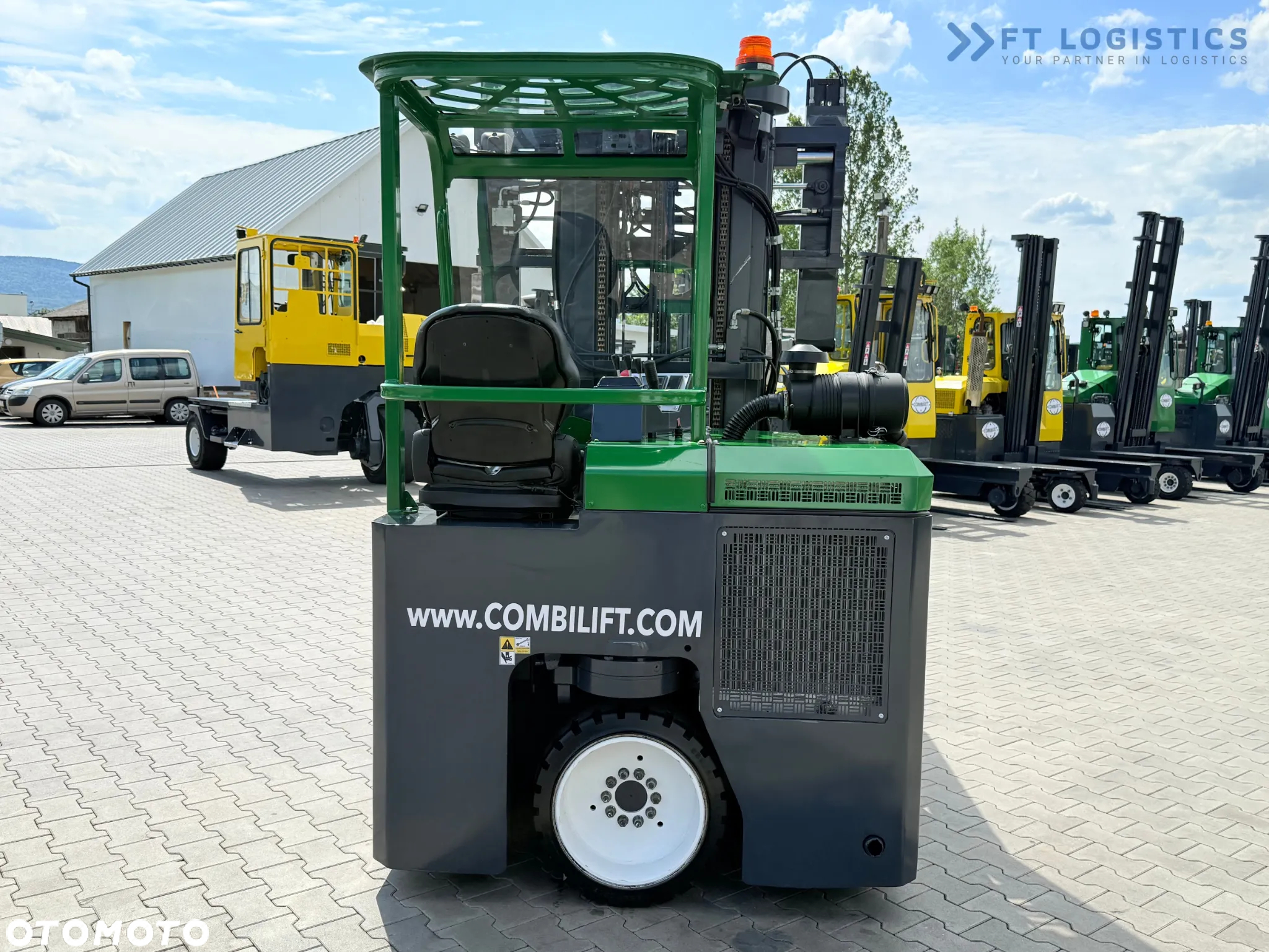 Combilift CB2500 / DIESEL / TRIPLEX / WYDŁY WYSUWNE / 5500MM / WOLNY SKOK / PRZESUW WIDEŁ / POZYCJONER / JAK NOWY - 29