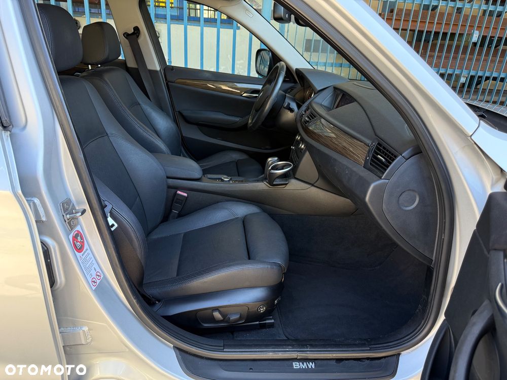 BMW X1 sDrive20d - 30