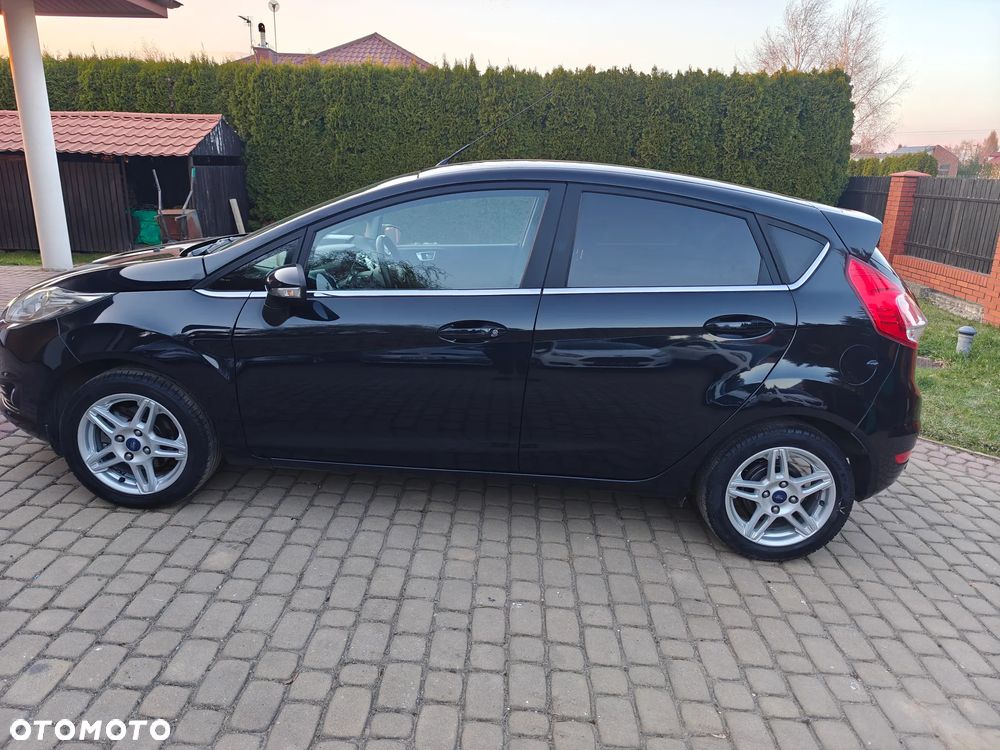 Ford Fiesta 1.0 EcoBoost Titanium - 5