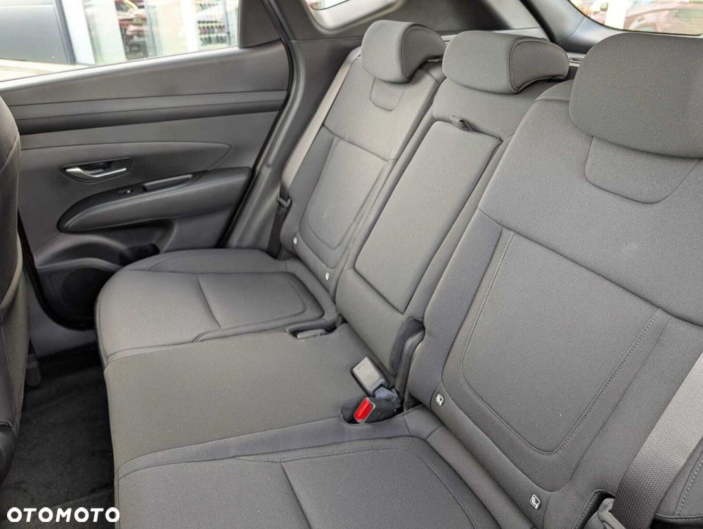 Hyundai Tucson 1.6 T-GDi HEV Modern 2WD - 12