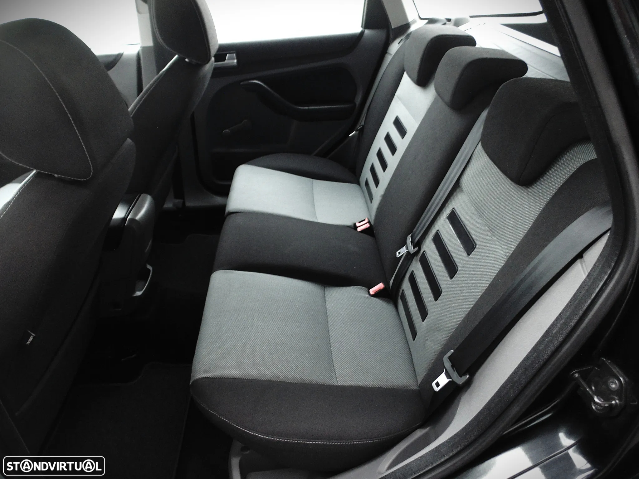 Ford Focus SW 1.6 TDCi Titanium - 7