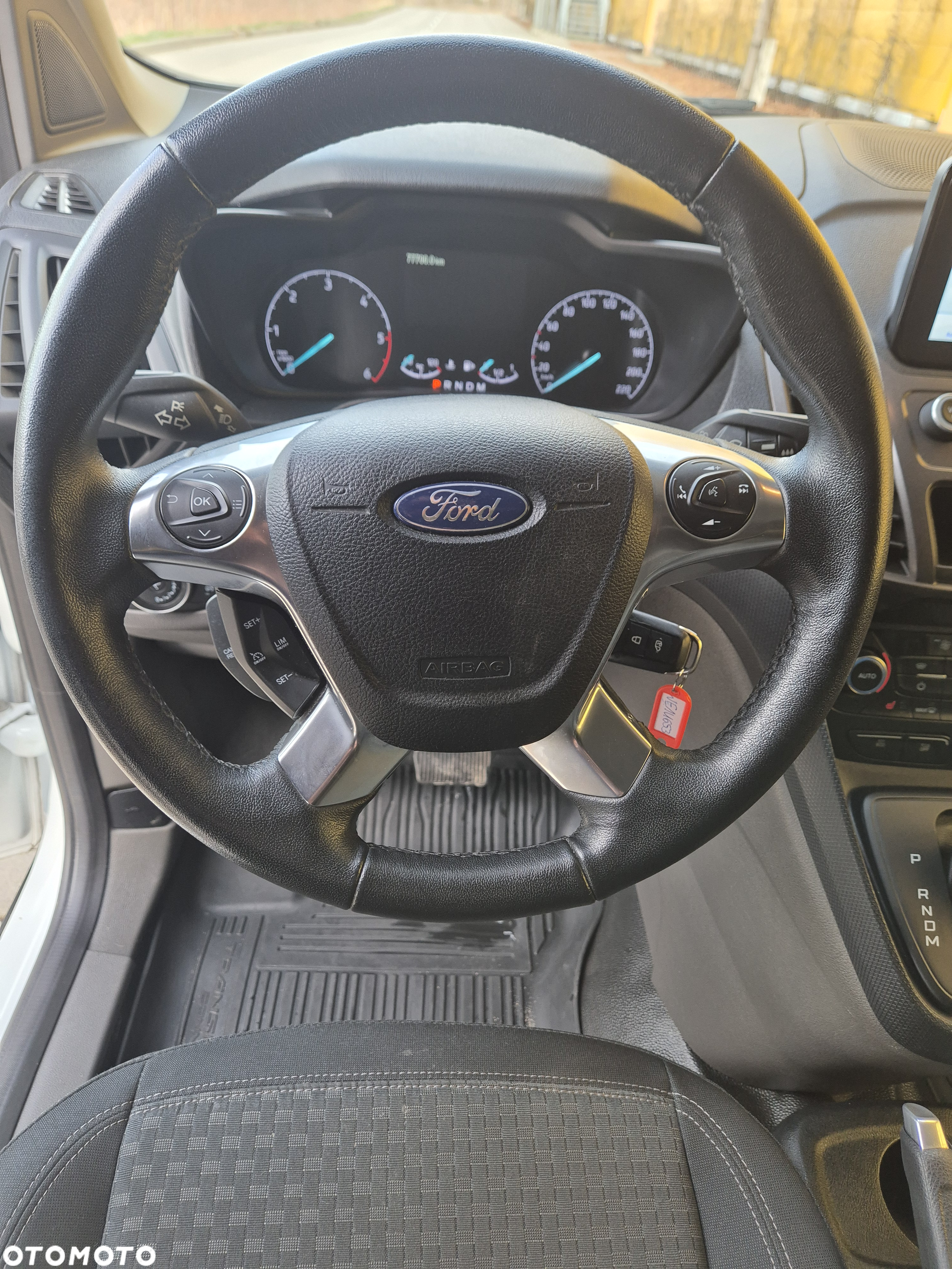 Ford Connect - 17