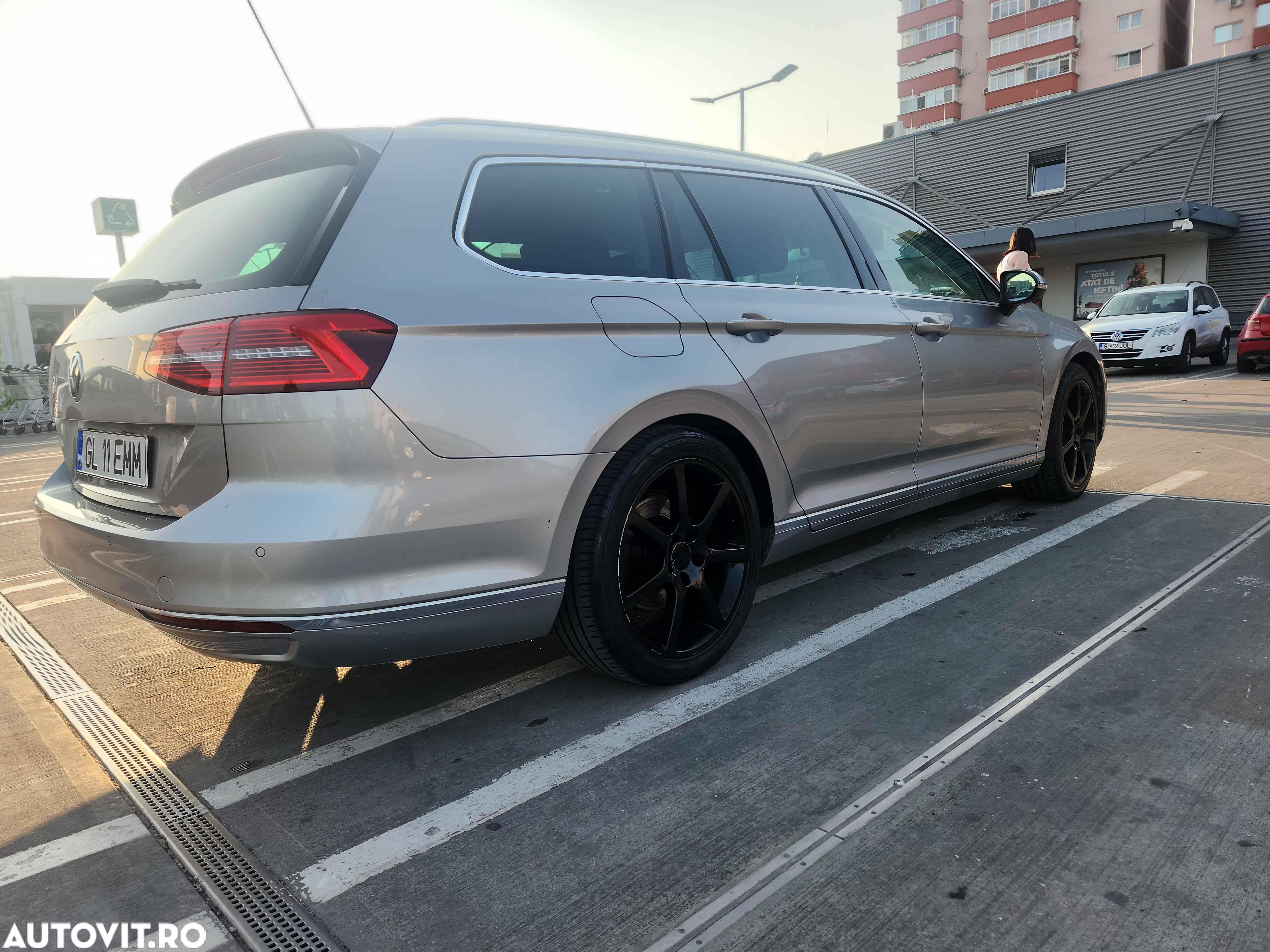 Volkswagen Passat Variant 2.0 TDI DSG Comfortline - 3