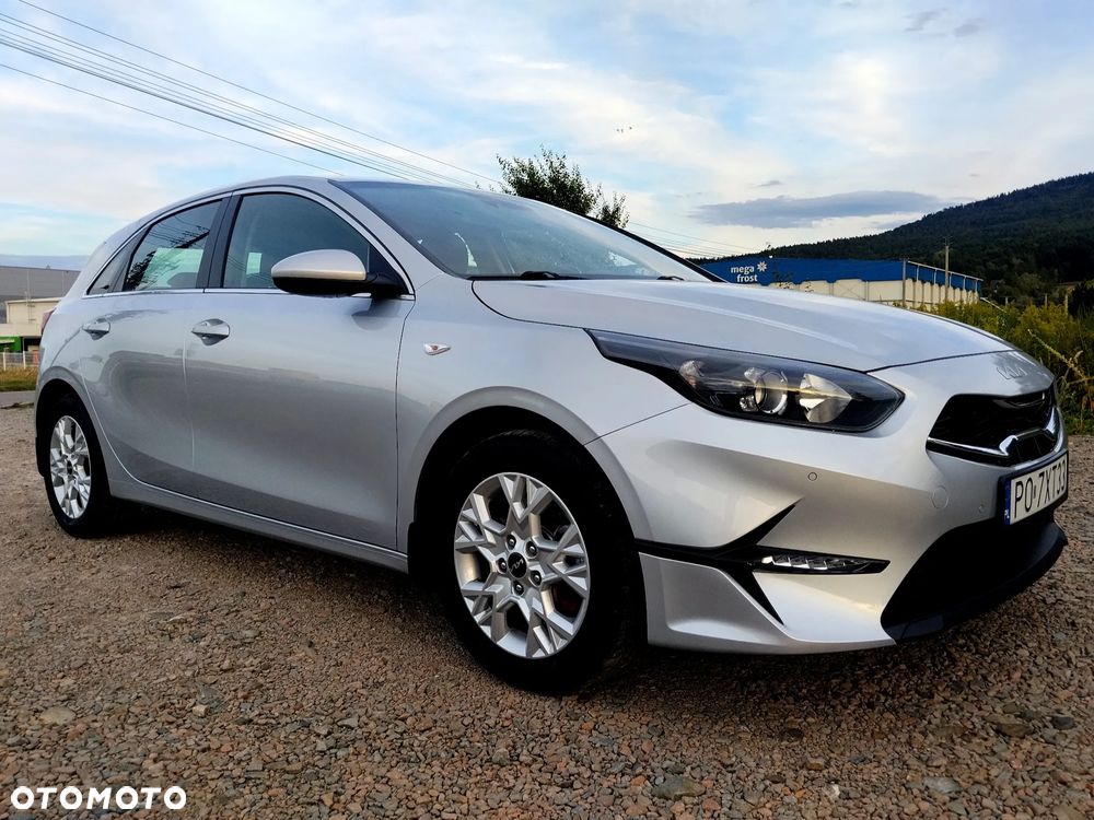 Kia Ceed 1.5 T-GDI M - 2