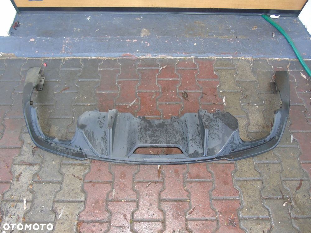 Ford Mustang GT dyfuzor JR3B-17F954-B - 2