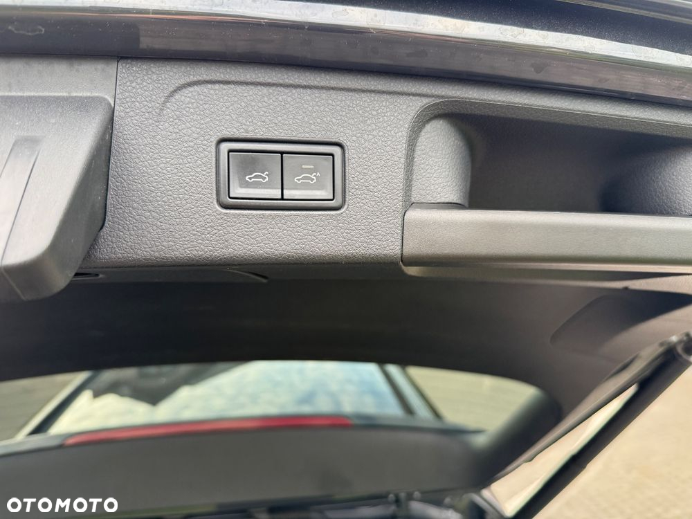 Volkswagen Passat 2.0 TDI EVO Business - 14